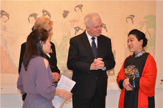 常美娟国画艺术亮相斯洛伐克驻华大使馆