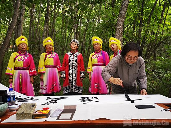 dhox4iktpz2.jpg