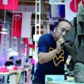 中国和外国陶艺家在同一领域竞争