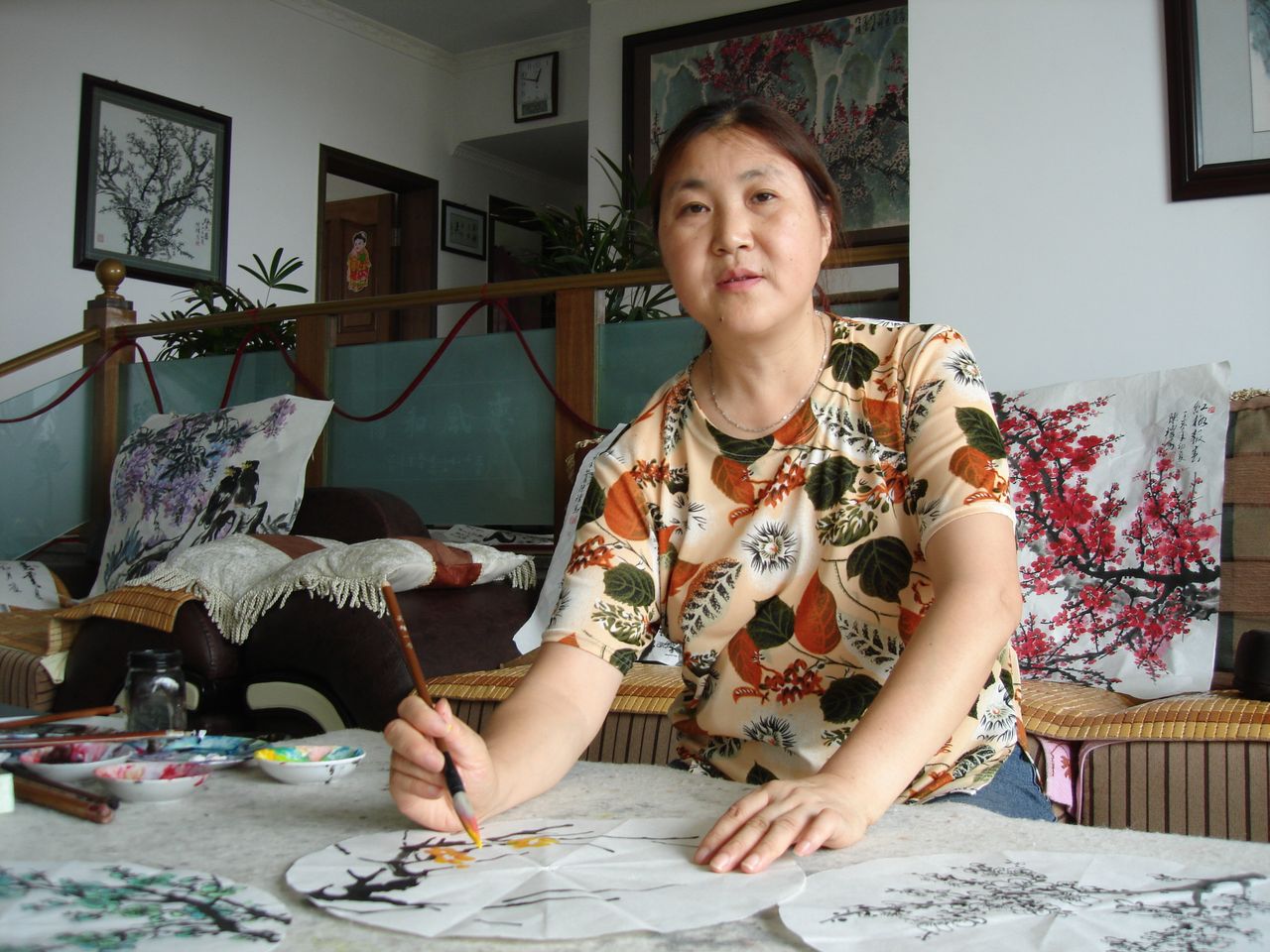 陈琼