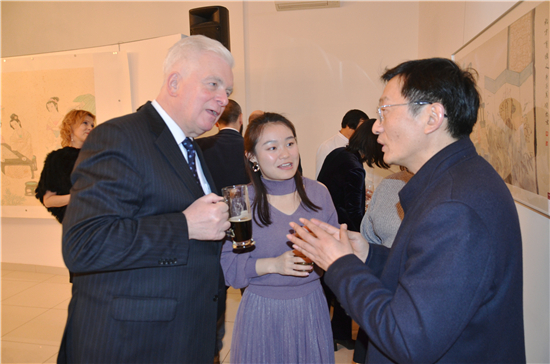 常美娟国画艺术亮相斯洛伐克驻华大使馆