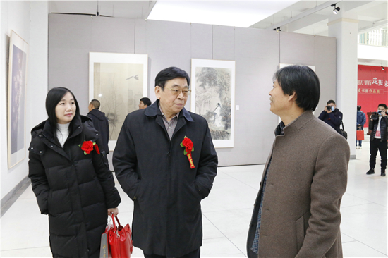 中国生态文明万里行走进宋庄——抱朴守真浑然天成 解天成书画作品展在京开幕