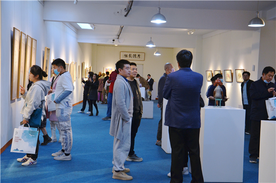 醉美中国——青年艺术家推介展在醉美中国美术馆拉开帷幕。