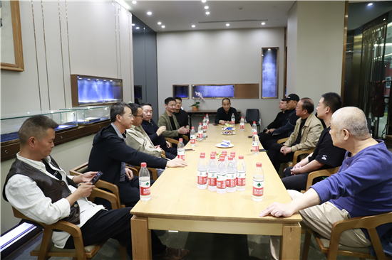 于无声处听惊雷——冯丽鹏个展在金宝汇共享艺术空间开幕